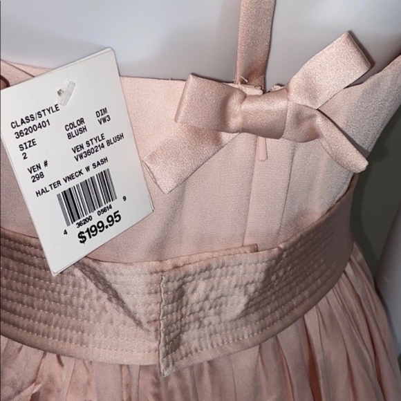 White by Vera Wang Halter V-Neck Formal Dress Size 2 - Picture 3 of 9